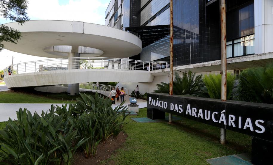 Escola de Gestão do Paraná está localizada no Palácio das Araucárias