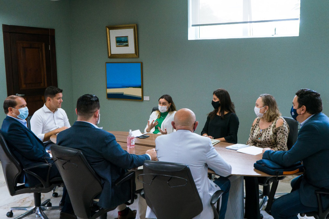 Experiência durante a pandemia mostrou bons resultados do teletrabalho e da adoção de tecnologias, que mantiveram os serviços funcionando. Objetivo agora é avaliar a permanência do trabalho remoto, atualizar legislações, capacitar e desenvolver o servidor.   