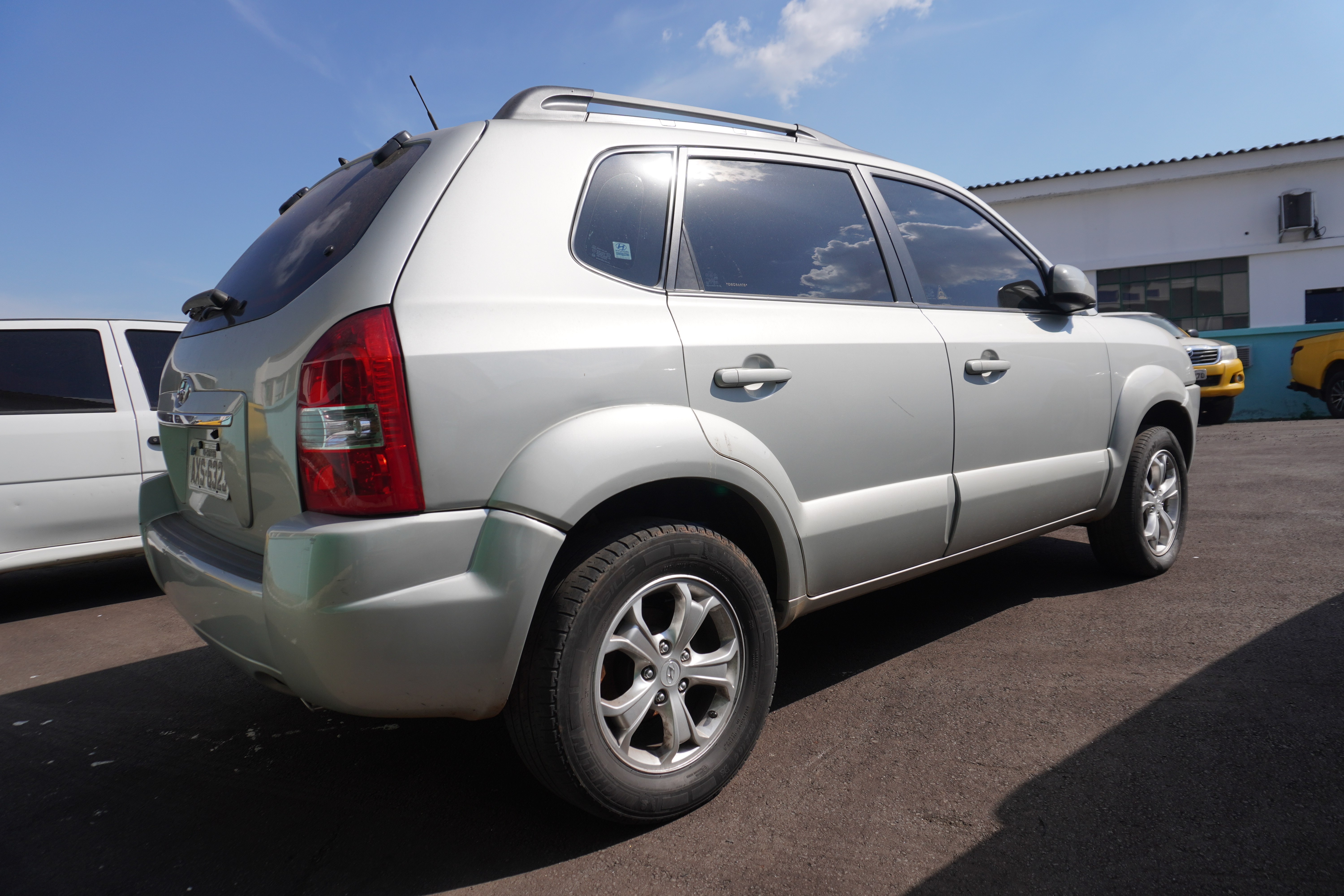 Veículos do Governo do Paraná em leilão