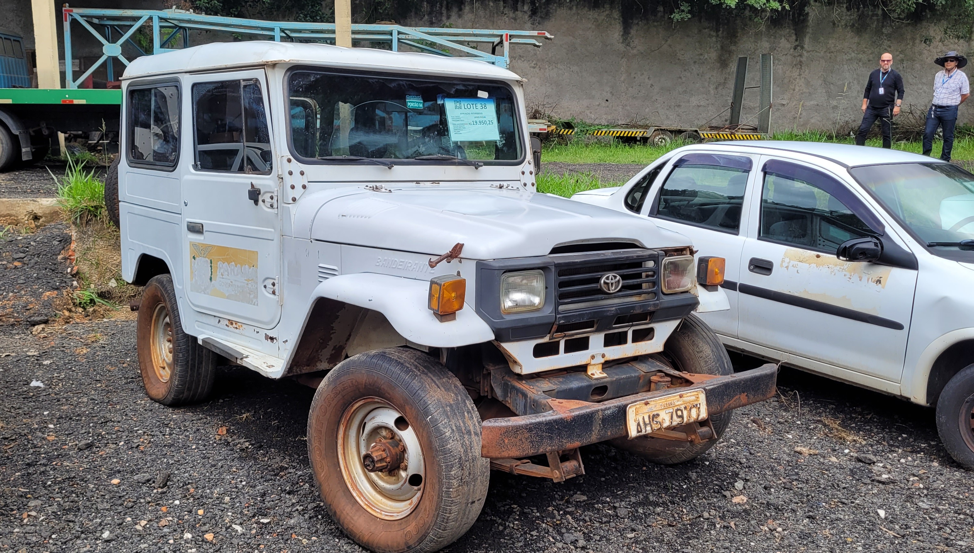 Estado arrecada quase R$ 2 milhões com primeiro leilão