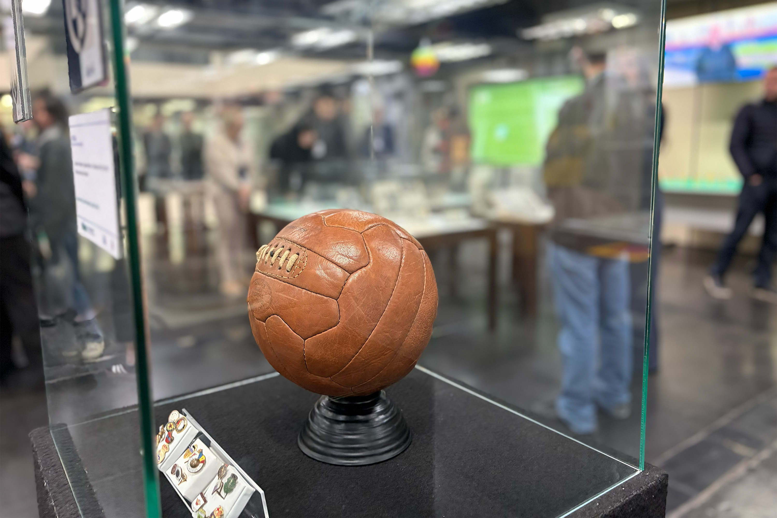 Exposição sobre futebol paranaense é inaugurada no Arquivo Público