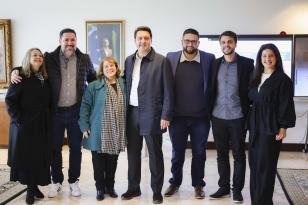 Governador recebe servidores premiados pelo trabalho com a Nova Lei de Licitações