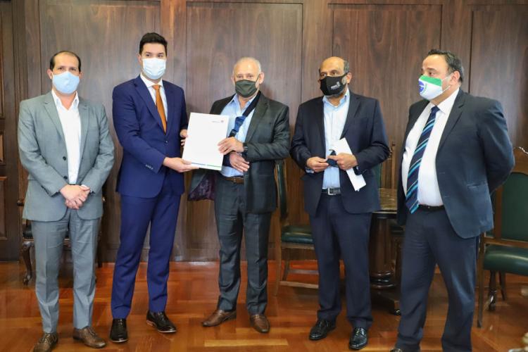 Texto da Lei Oramentária Anual (LOA) foi entregue nesta terça-feira (29) na Assembleia Legislativa.