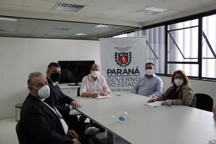 No caso do Paraná, o interesse é a integração entre o Cadastro Unificado de Fornecedores do Estado do Paraná (CAUFPR) e o sistema com as certidões emitidas pela Receita Federal, de forma automática.