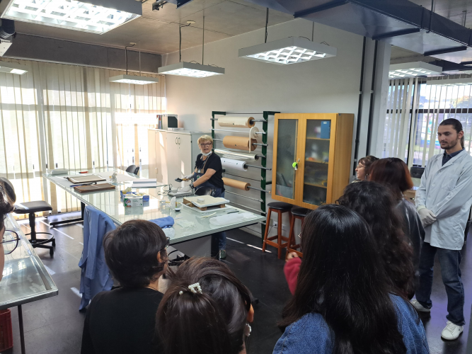 Visita Técnica da Unespar ao Arquivo Público do Paraná apresenta acervo para estudantes