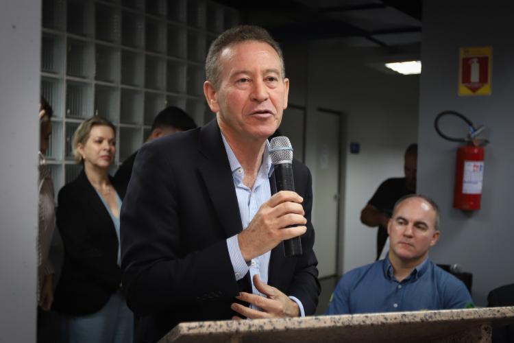 "O desenvolvimento da agricultura paranaense sempre contou com o apoio da Assembleia Legislativa. Esses 80 anos da SEAB refletem a força de políticas públicas construídas em parceria, visando fortalecer o campo e promover o bem-estar dos paranaenses," declarou o Deputado Professor Lemos,