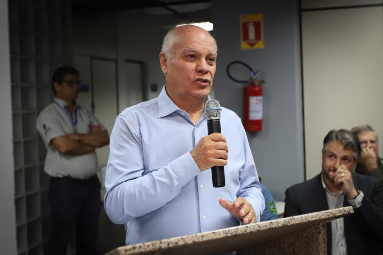 "Celebrar os 80 anos da SEAB é reconhecer o papel crucial da agricultura no Paraná e o impacto das políticas públicas no desenvolvimento do nosso estado.eclarou o Secretário de Estado da Agricultura, Natalino Avance de Souza