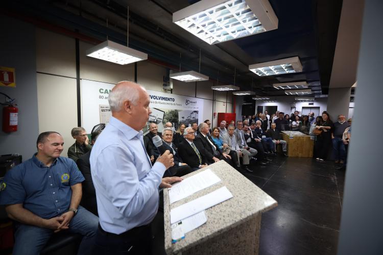 "Ao longo dessas décadas, a SEAB construiu uma base sólida para o setor agrícola, transformando o estado em um dos maiores polos de produção do Brasil e do mundo" declarou o Secretário de Estado da Agricultura, Natalino Avance de Souza