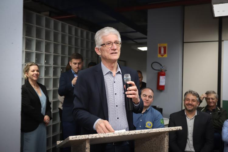 “Esses 80 anos são fruto do esforço conjunto de todos que trabalharam para tornar a agricultura nossa maior força econômica,” afirmou Ortigara