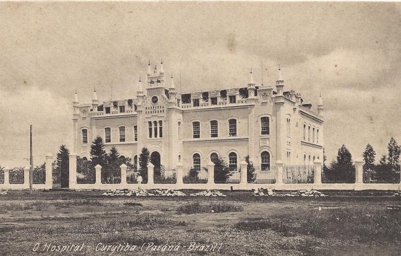 Foto do Hospital Santa Casa de Misericordia de Curitiba no ano de 1900.