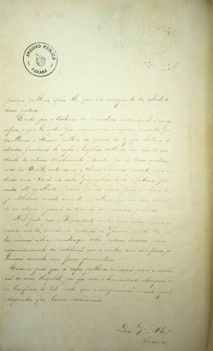 Este documento relata a situação da Santa Casa e seu progresso na Reforma do hospital. Também menciona os esforços da Irmandade em fornecer serviços médicos à população de Curitiba, especialmente para os mais necessitados, bem como os desafios enfrentados em relação ao financiamento e ao fornecimento de insumos hospitalares.