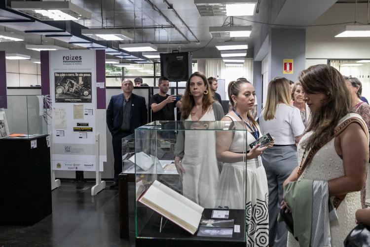 Raízes Paranaenses, A Conquista do Feminino