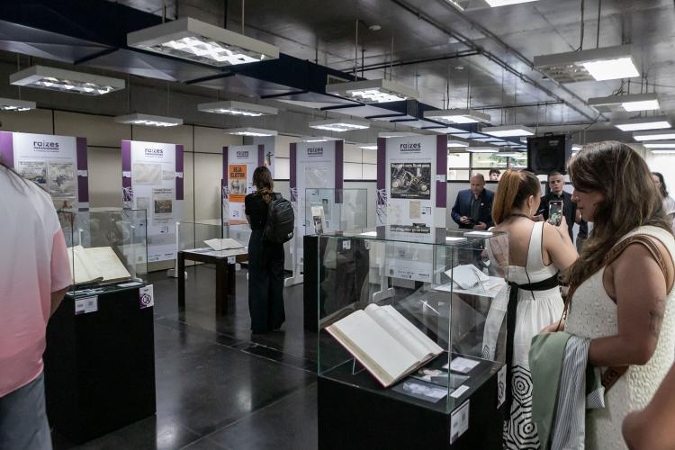 Raízes Paranaenses, A Conquista do Feminino