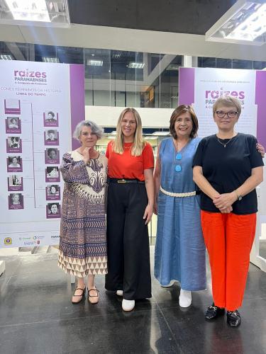 Liana Justus, ocupante da Cadeira de n° 11, Tereza Karam, ocupante da Cadeira de n° 28, Kassia Cavalari Basso e Ana Paula Joukoski.