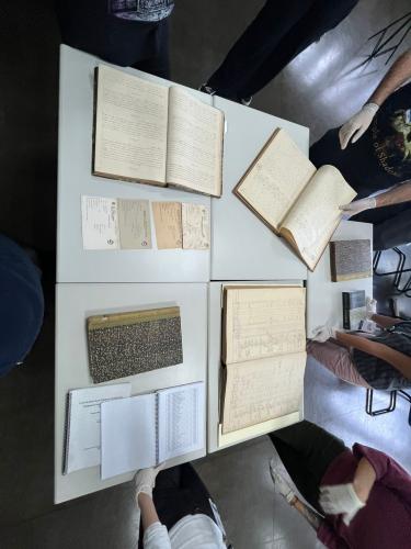 Estudantes da UFPR visitam o Arquivo Público do Paraná