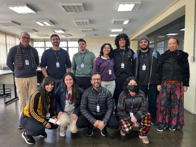 Arquivo Público do Paraná recebe visita de alunos de Educação Física da UFPR