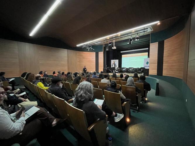 Arquivos públicos em debate: mesa-redonda marca os 170 anos do Arquivo Público do Paraná