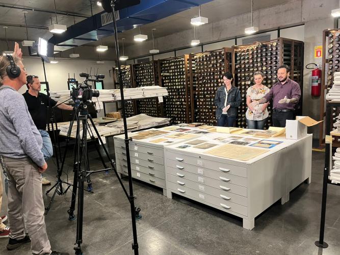 Arquivo Público do Paraná Recebe Gravação de Aula da Uninter para a Disciplina "Línguas e Sociedade em Campo"