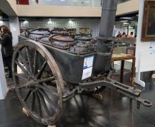 Carroça histórica do Regimento de Segurança  Cozinha de campanha – utilizada no Combate do Irani em 1912.