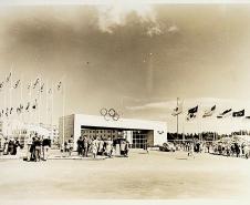 Portais de entrada da Vila Olímpica, alojamento dos atletas, dos  jogos Olímpicos de Helsinki – 1952