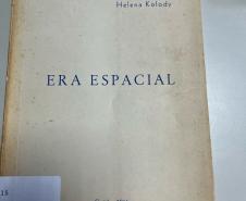 Livro de Helena Kolody (PI 015)