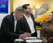 Estado libera R$ 293,7 milhões do Asfalto Novo, Vida Nova para quatro cidades da RMC