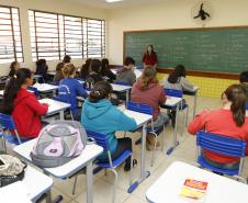 Convocação de 288 professores