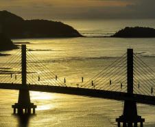 Administração contribui com regularizações para a construção da Ponte de Guaratuba