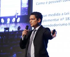 Paraná capacita mais de 1.000 pessoas em congresso sobre a Nova Lei de Licitações