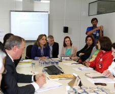 A secretária da Administração e da Previdência, Dinorah Botto Portugal Nogara, presidiu reunião com os representantes dos sindicatos de servidores públicos