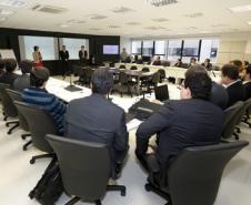 A secretária de Administração, Marcia Carla Pereira Ribeiro e o procurador Geral de Justiça, Ivonei Sfoggia, participaram da abertura do Curso de Capacitação de Promotores. Participou também Eduardo Cambi, coordenador do Centro de Estudos e Aperfeiçoamento Funcional, do Ministério Público Estadual.