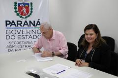 Governo do Paraná e CEF firmam convênio para automatizar a emissão e validação de certidões 
