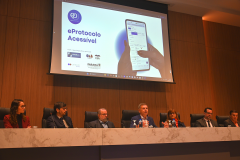 Mesa de abertura do lançamento do eProtocolo