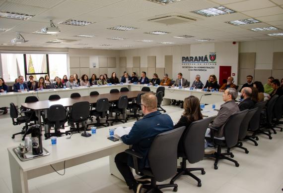 Estado avança na regularização fundiária da Vila Tiradentes, em Curitiba