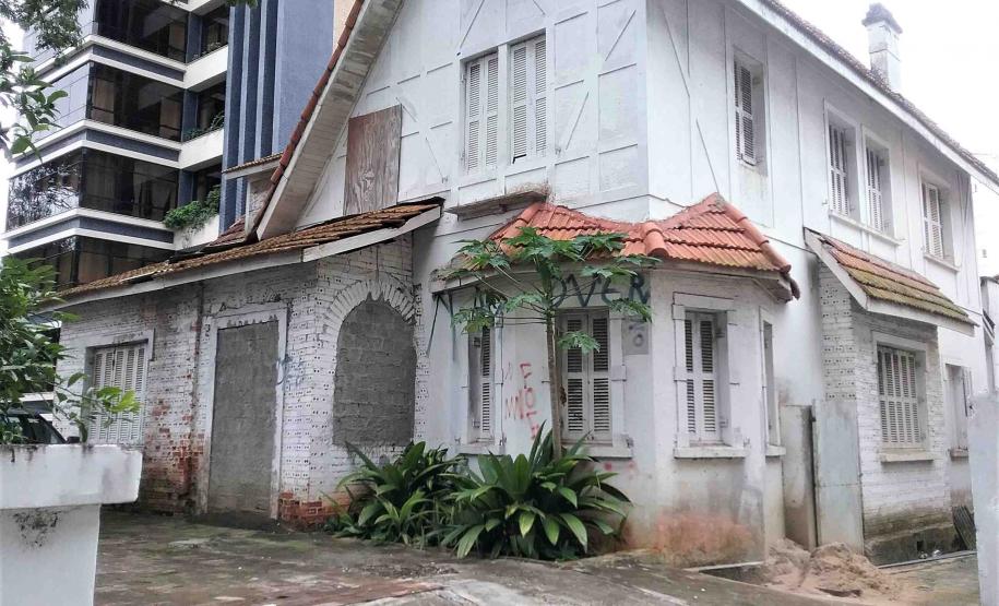 LOTE 1 – CASA – BATEL, CURITIBA