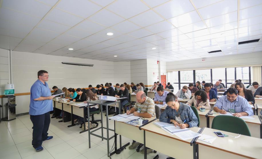 Novos servidores começam a ser capacitados pelo Estado