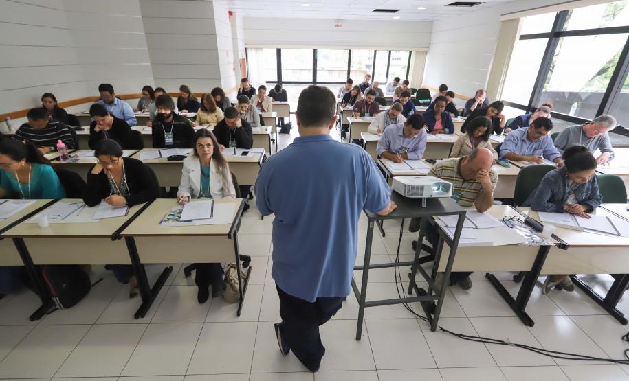 Novos servidores começam a ser capacitados pelo Estado