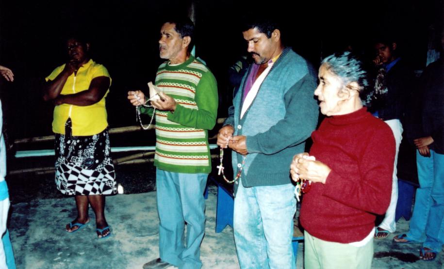 Religiosidade - terço cantado