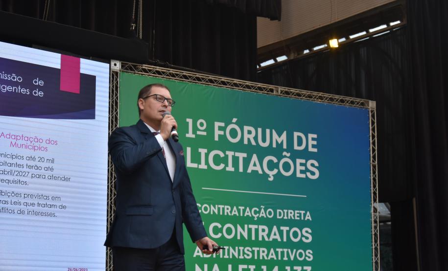Evento capacita mais 900 pessoas sobre a Nova Lei de Licitações