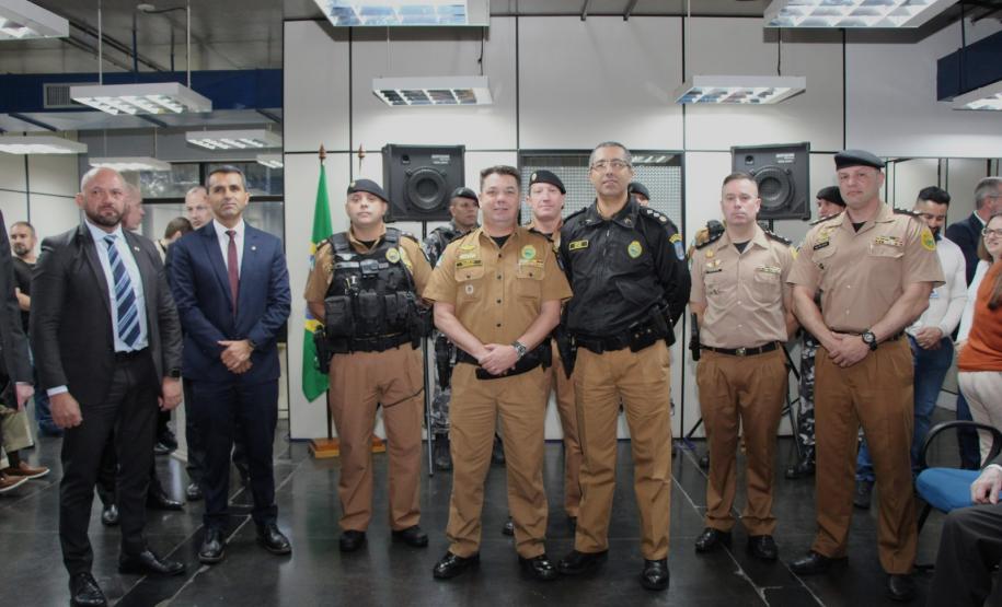 Secretario Chefe da Casa Militar Tenente-Coronel Tordoro, Comandante do Primeiro CRPM Tenente-Coronel Sergio; Chefe da 5ªseçao do Estado Maior, Major Cardoso; Chefe da consultoria Juridica da PM, Major Valter, Assessor Militar do Detran, Capitão Rocha, assessor Militar do DEAP/SEAP