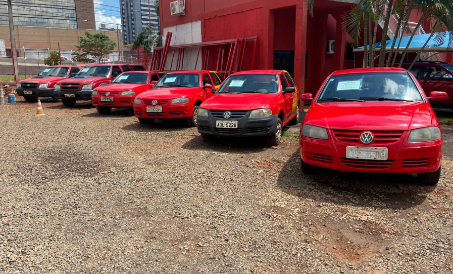 Governo do Paraná abre edital para leilão de veículos inservíveis e sucatas