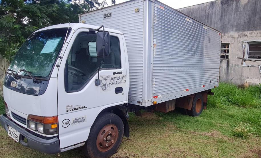 Governo do Paraná anuncia leilão de veículos e sucatas com lance inicial de R$ 1.050,15