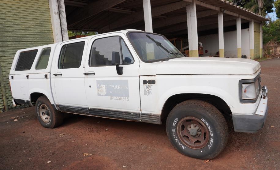Veículos do Governo do Paraná em leilão