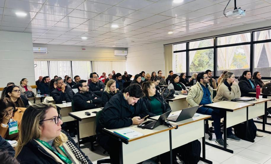 Oficinas para aprimorar a gestão pública