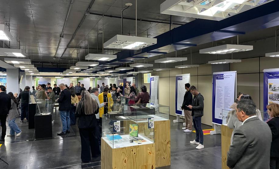 Exposição Arquivo Público e TRE-PR