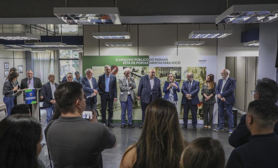 Arquivo Público do Paraná inaugura exposição sobre cooperativismo