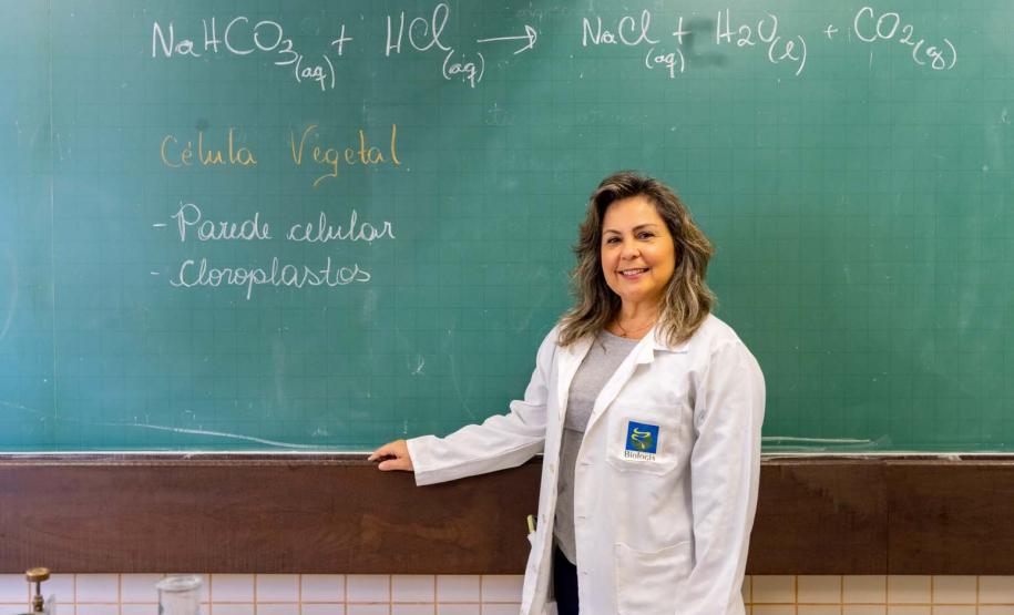 Governo concede progressão a 5,4 mil professores da rede e anuncia 224 convocações