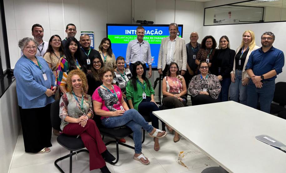 RH-Paraná/Meta4 em universidades estaduais