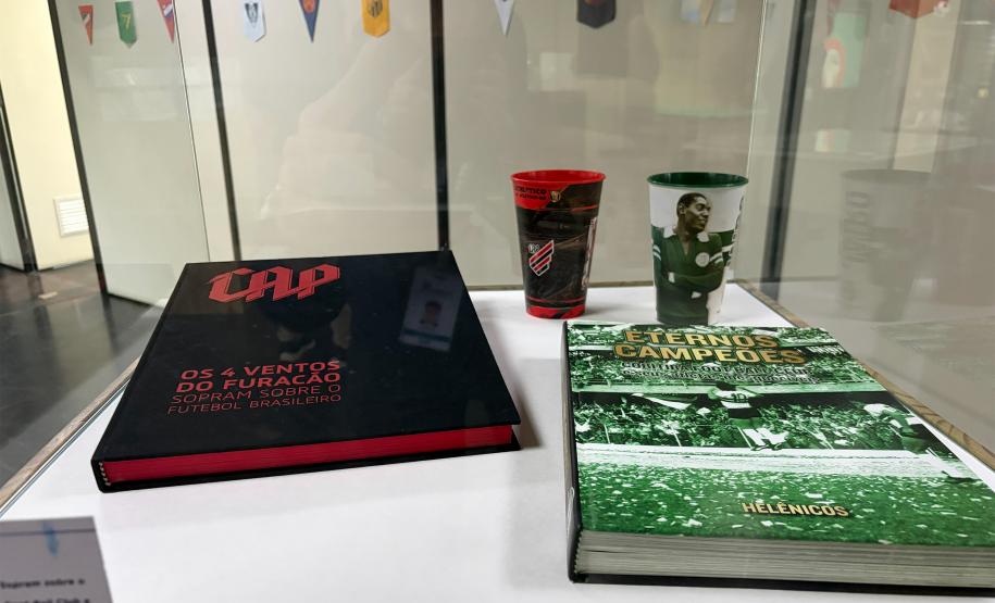 Exposição sobre futebol paranaense é inaugurada no Arquivo Público