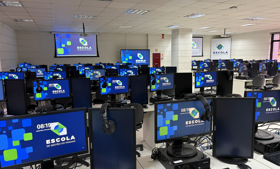 Administração inaugura novo laboratório da Escola de Gestão